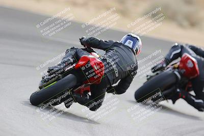 media/Dec-17-2022-SoCal Trackdays (Sat) [[224abd9271]]/Turn 10 Backside (120pm)/